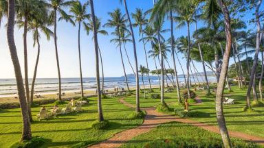 Tamarindo Diria Beach Resort